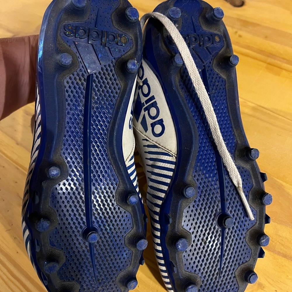 Football cleats - Picture 4 of 7